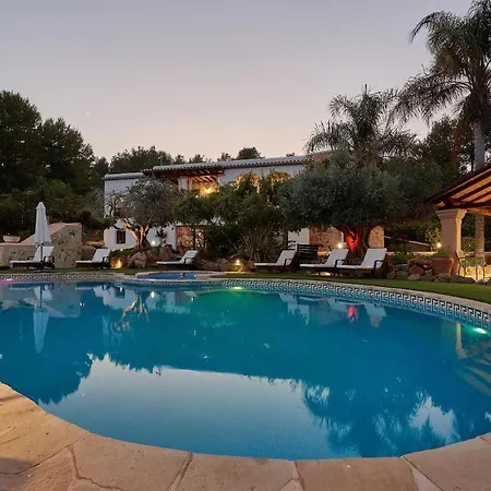 Gran Casa Con Pisina Privada Gimnasio Y Ping Pong * Sant Mateu d'Albarca