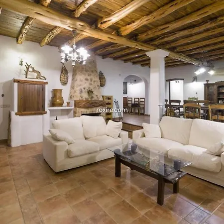 Gran Casa Con Pisina Privada Gimnasio Y Ping Pong Villa