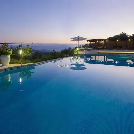 Gran Casa Con Pisina Privada Gimnasio Y Ping Pong Villa
