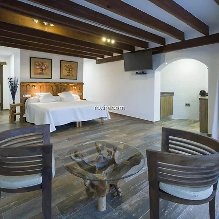 Gran Casa Con Pisina Privada Gimnasio Y Ping Pong
