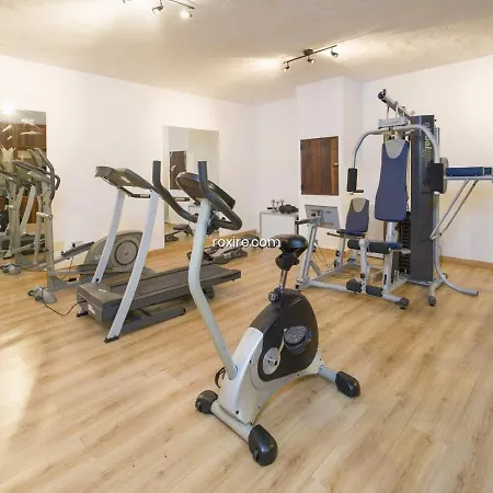 Villa Gran Casa Con Pisina Privada Gimnasio Y Ping Pong